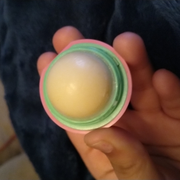 Lip balm - Picture 3 of 3